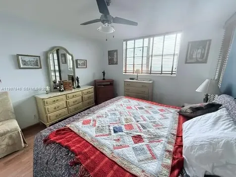 2841 Somerset Drive Lauderdale Lakes FL 33311