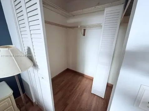 2841 Somerset Drive Lauderdale Lakes FL 33311