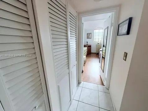 2841 Somerset Drive Lauderdale Lakes FL 33311