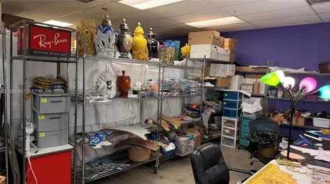 1580 W 37 Street Hialeah FL 33012