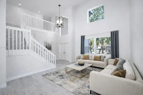 484 Cambridge Drive Weston FL 33326