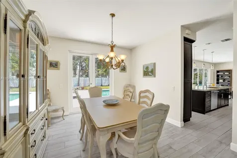 484 Cambridge Drive Weston FL 33326