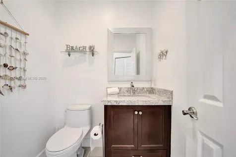 484 Cambridge Drive Weston FL 33326