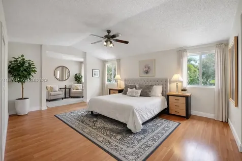 484 Cambridge Drive Weston FL 33326