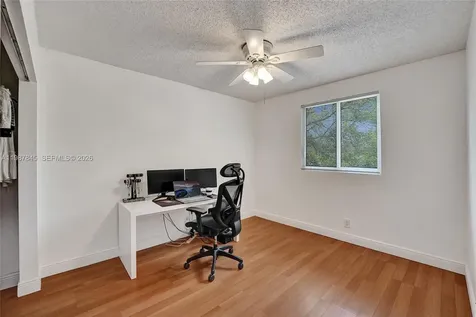 484 Cambridge Drive Weston FL 33326