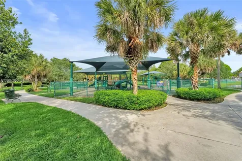 484 Cambridge Drive Weston FL 33326