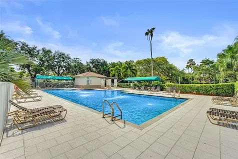 484 Cambridge Drive Weston FL 33326