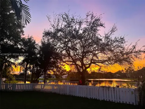 484 Cambridge Drive Weston FL 33326