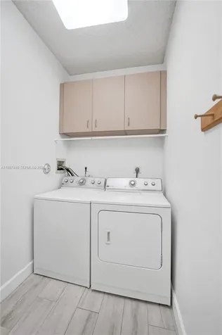 484 Cambridge Drive Weston FL 33326