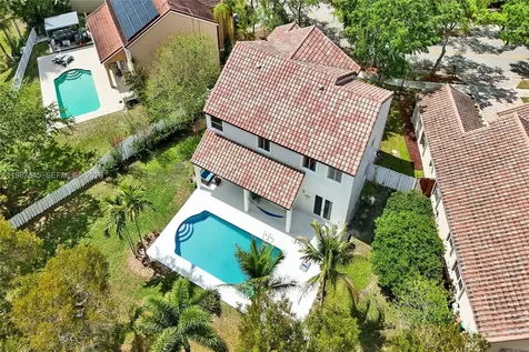 484 Cambridge Drive Weston FL 33326