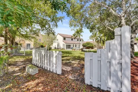 484 Cambridge Drive Weston FL 33326