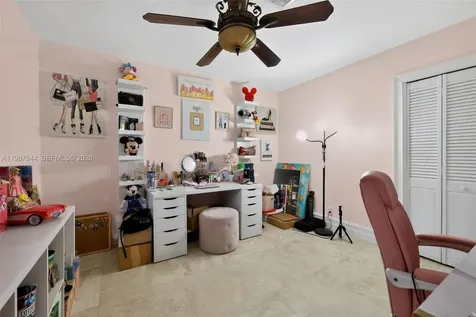 9420 Sea Turtle Lane Plantation FL 33324