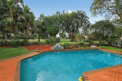 9420 Sea Turtle Lane Plantation FL 33324