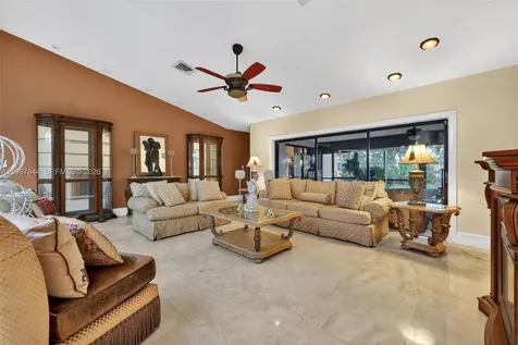 9420 Sea Turtle Lane Plantation FL 33324