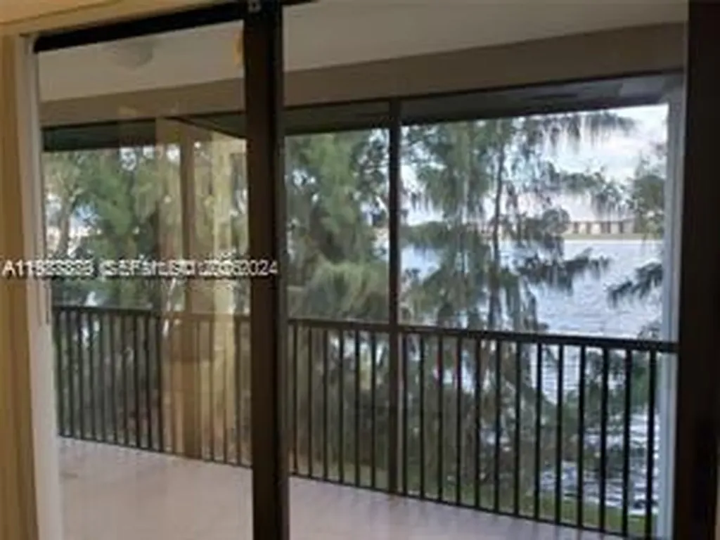 468 NE 206th Lane Miami FL 33179
