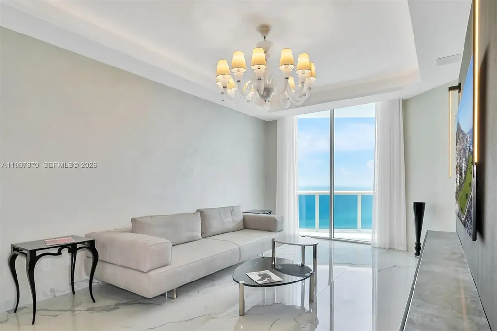 2711 S Ocean Drive Hollywood FL 33019