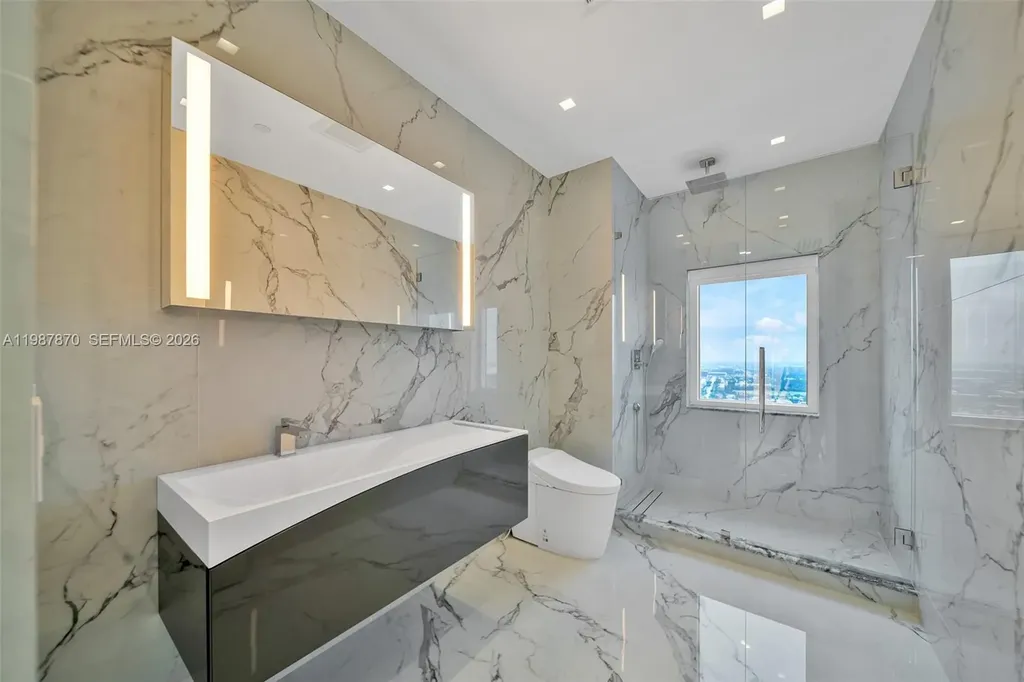 2711 S Ocean Drive Hollywood FL 33019