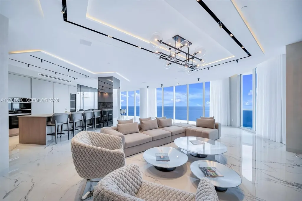2711 S Ocean Drive Hollywood FL 33019