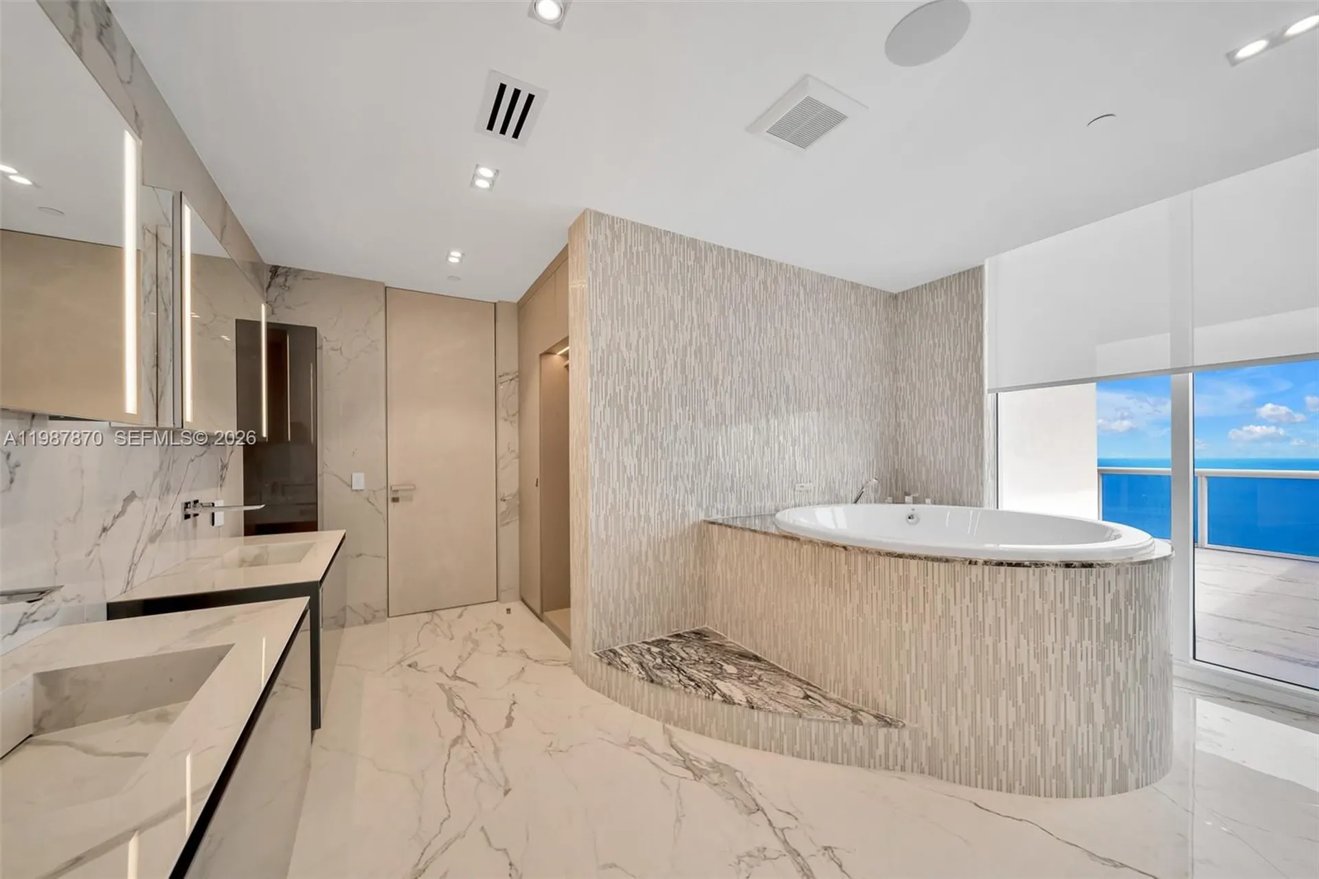 2711 S Ocean Drive Hollywood FL 33019