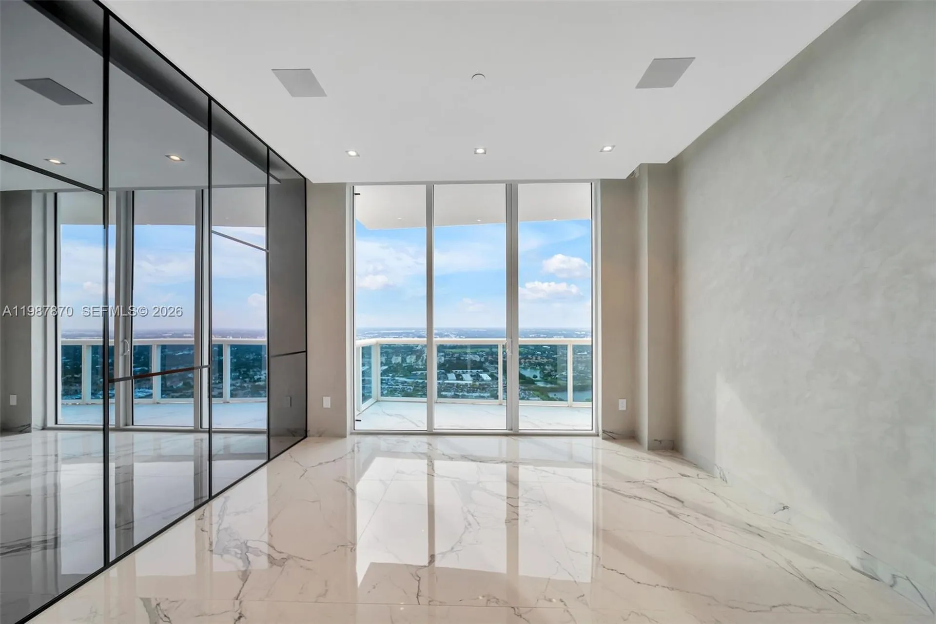 2711 S Ocean Drive Hollywood FL 33019