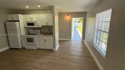 216 NW 12th Street Pompano Beach FL 33060