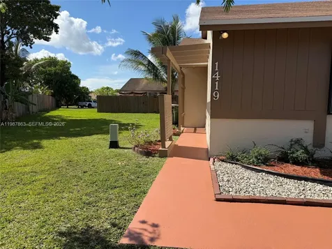 1419 Yellowthroat Street Homestead FL 33035