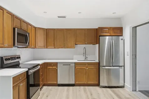 11436 SW 81st Road Pinecrest FL 33156