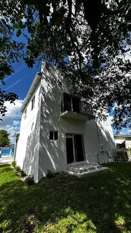 2788 NW 9th Place Fort Lauderdale FL 33311