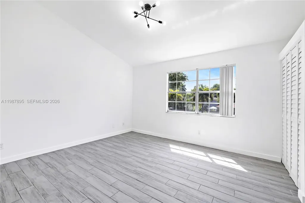 2917 NW Belmont Lane Cooper City FL 33026