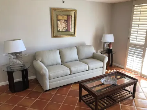 19901 E Country Club Drive Aventura FL 33180