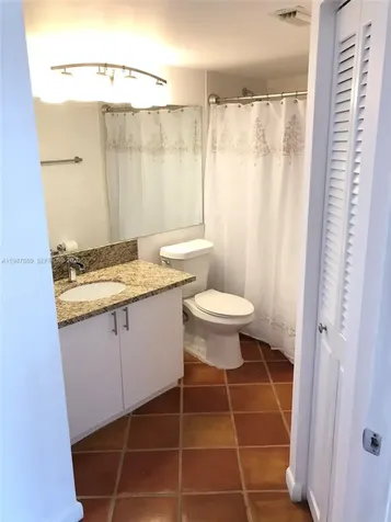19901 E Country Club Drive Aventura FL 33180