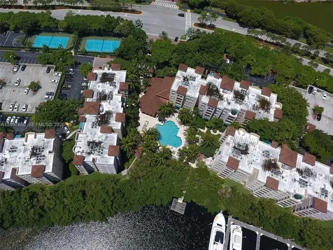 19901 E Country Club Drive Aventura FL 33180