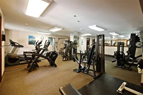 19901 E Country Club Drive Aventura FL 33180