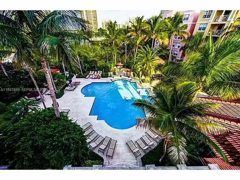 19901 E Country Club Drive Aventura FL 33180