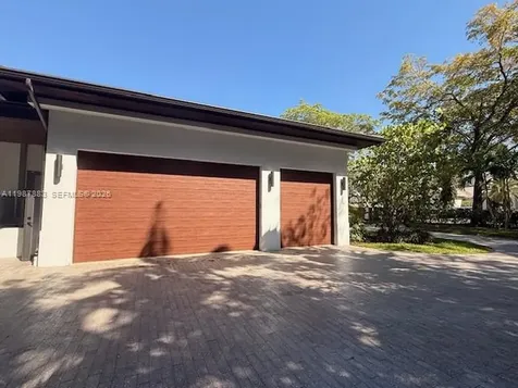 6371 SW 107th Street Pinecrest FL 33156