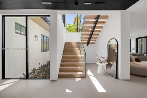 769 NE 72nd Terrace Miami FL 33138