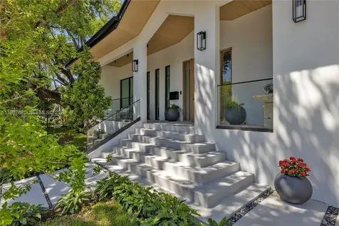 769 NE 72nd Terrace Miami FL 33138