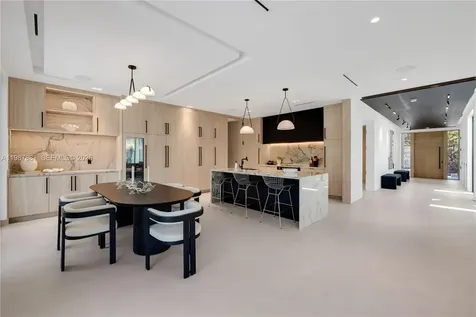 769 NE 72nd Terrace Miami FL 33138
