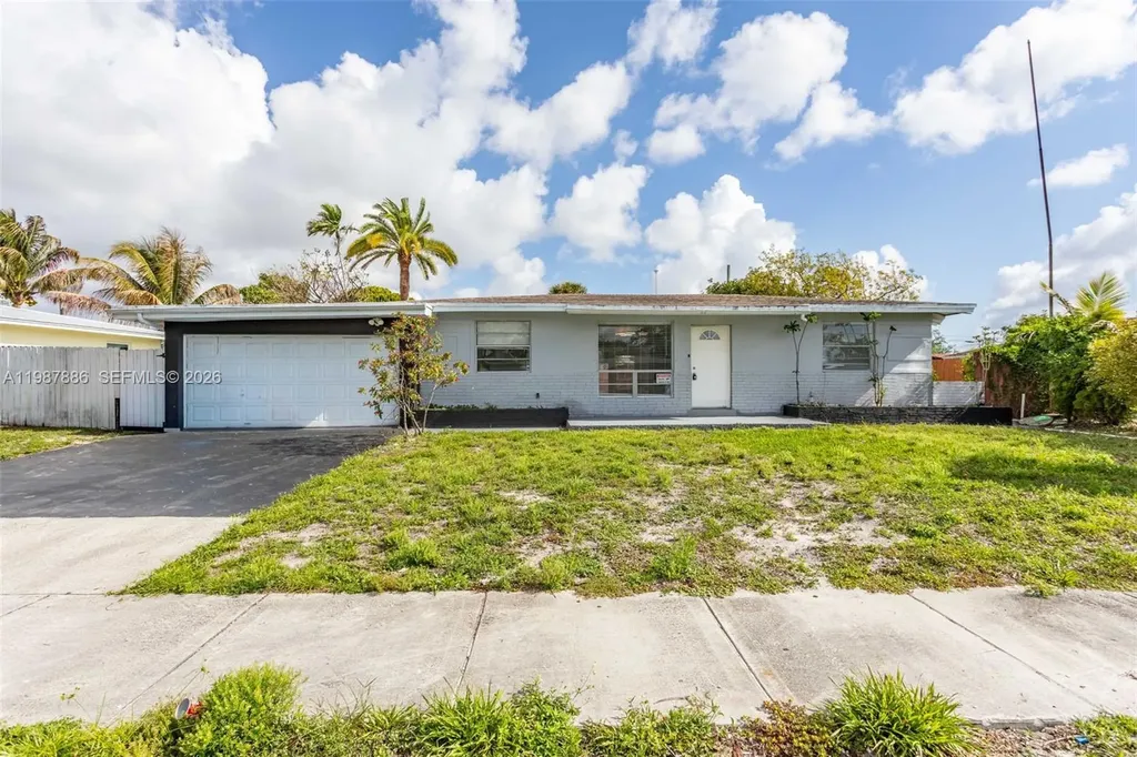 3751 SW 32nd Court West Park FL 33023