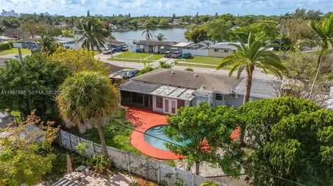 3751 SW 32nd Court West Park FL 33023