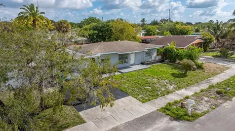 3751 SW 32nd Court West Park FL 33023