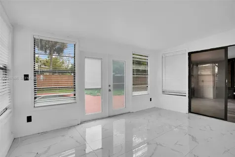 3751 SW 32nd Court West Park FL 33023