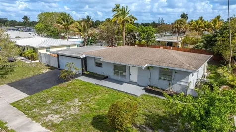 3751 SW 32nd Court West Park FL 33023