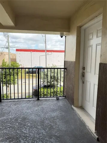 1550 W 7th Court Hialeah FL 33010