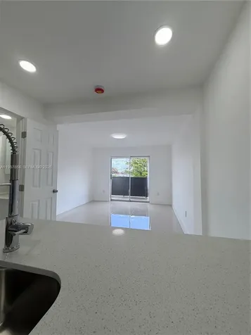1550 W 7th Court Hialeah FL 33010