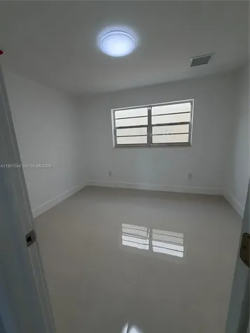 1550 W 7th Court Hialeah FL 33010