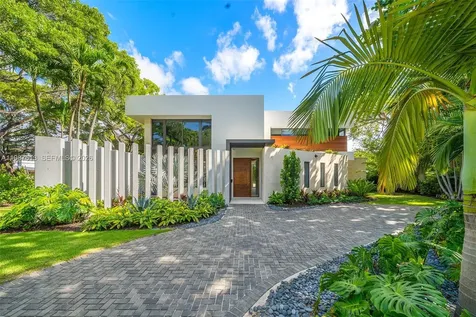 4041 S Le Jeune Road Miami FL 33146