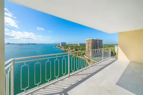 11111 Biscayne Boulevard Miami FL 33181