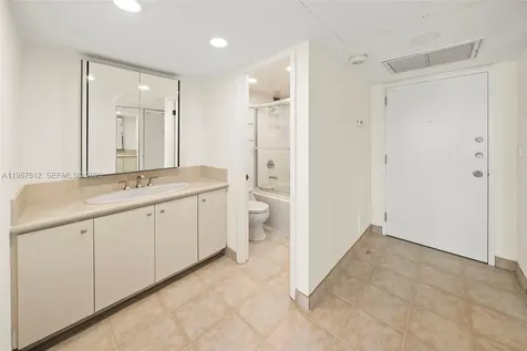 11111 Biscayne Boulevard Miami FL 33181