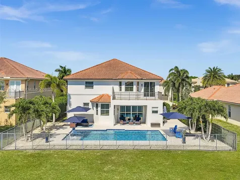 8878 Cobblestone Point Circle Boynton Beach FL 33472